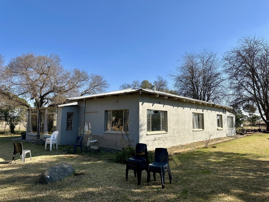 9 Bedroom Property for Sale in Bloemspruit Free State